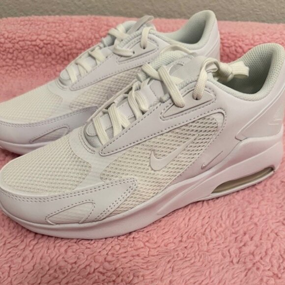 Nike Shoes - Nike Air Max Bolt Sneakers